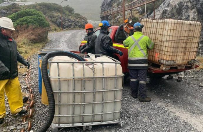 La joya de la patagonia Chilena contaminada con 40.000 litros de diésel, un el territorio ancestral del pueblo Kawesqár