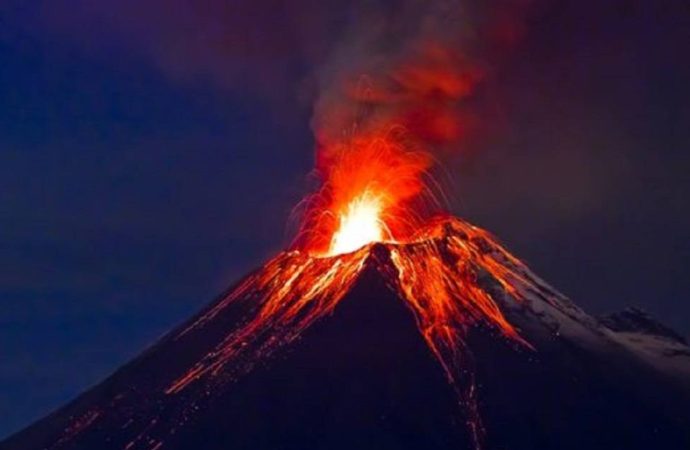 Vulcanólogos de la Universidad de Hawái recientemente identificaron al volcan Puhahonu como el más grande y caliente del planeta