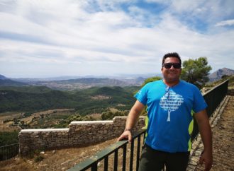 CARLOS SAPENA: Es un espectáculo de la naturaleza, el avistamiento de los Ciervos desde  Alicante, Aitana hasta la sierra de Biar